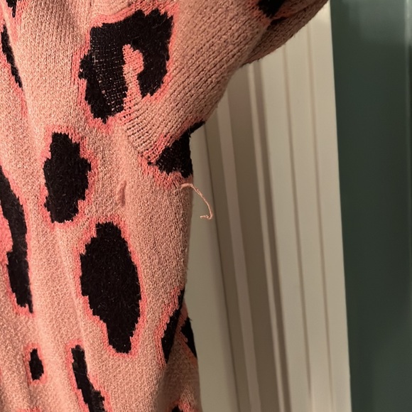 Leopard print open faced long cardigan- size medium - Picture 10 of 14